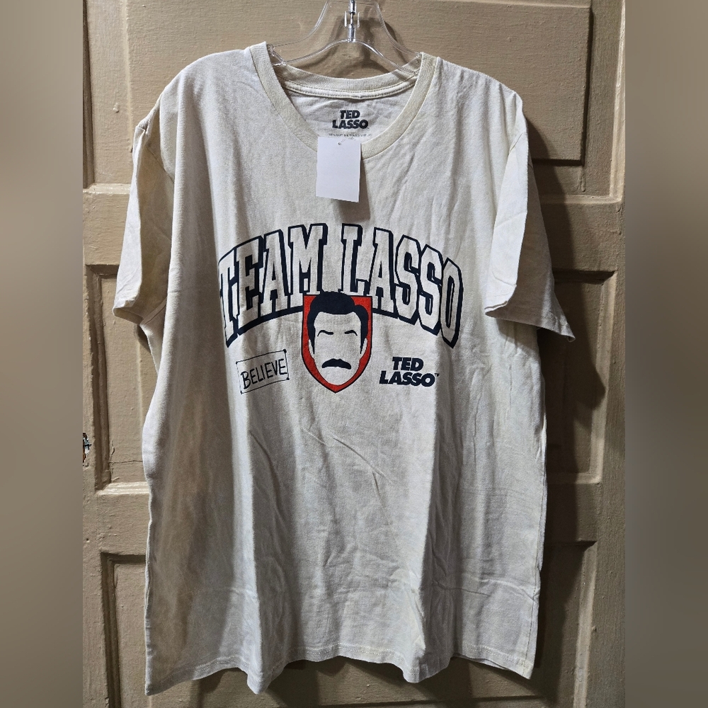 Team Ted Lasso Short Sleeve Cream Marbled Short Sleeve Graphic Tshirt NWT